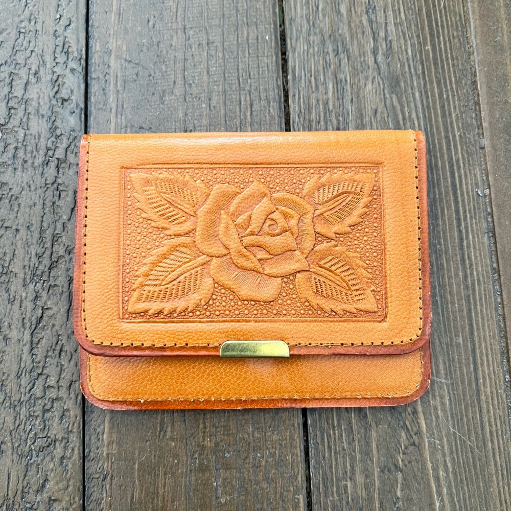 Women’s credit card wallet